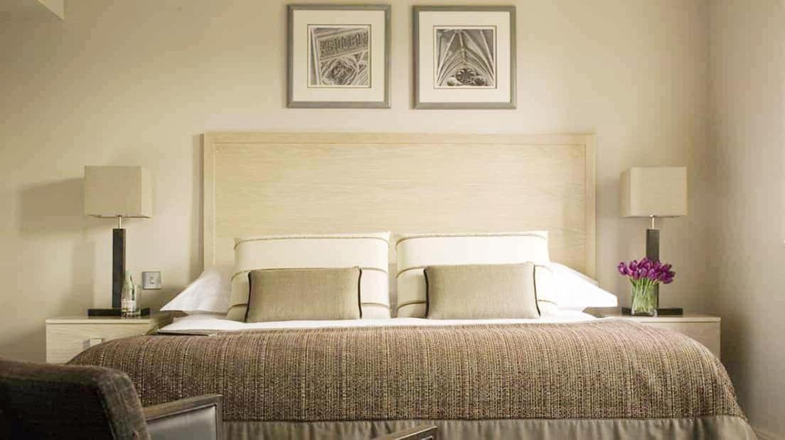 Nutfield Priory Hotel & Spa Redhill  Ngoại thất bức ảnh