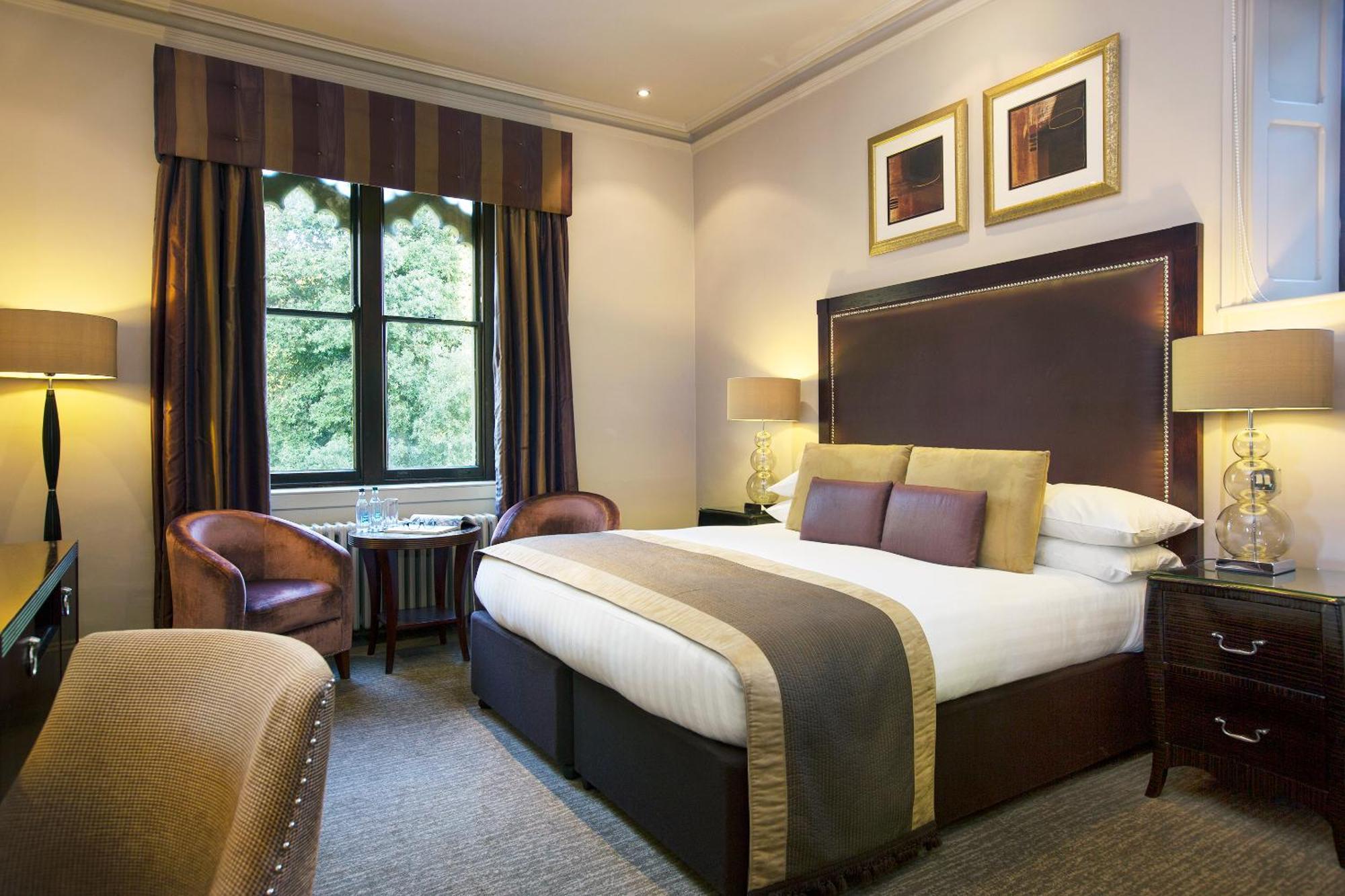 Nutfield Priory Hotel & Spa Redhill  Ngoại thất bức ảnh