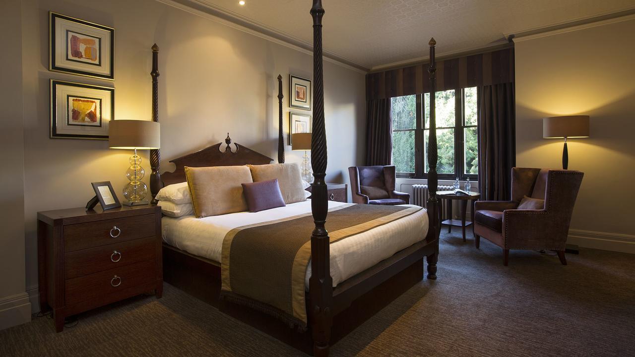 Nutfield Priory Hotel & Spa Redhill  Ngoại thất bức ảnh