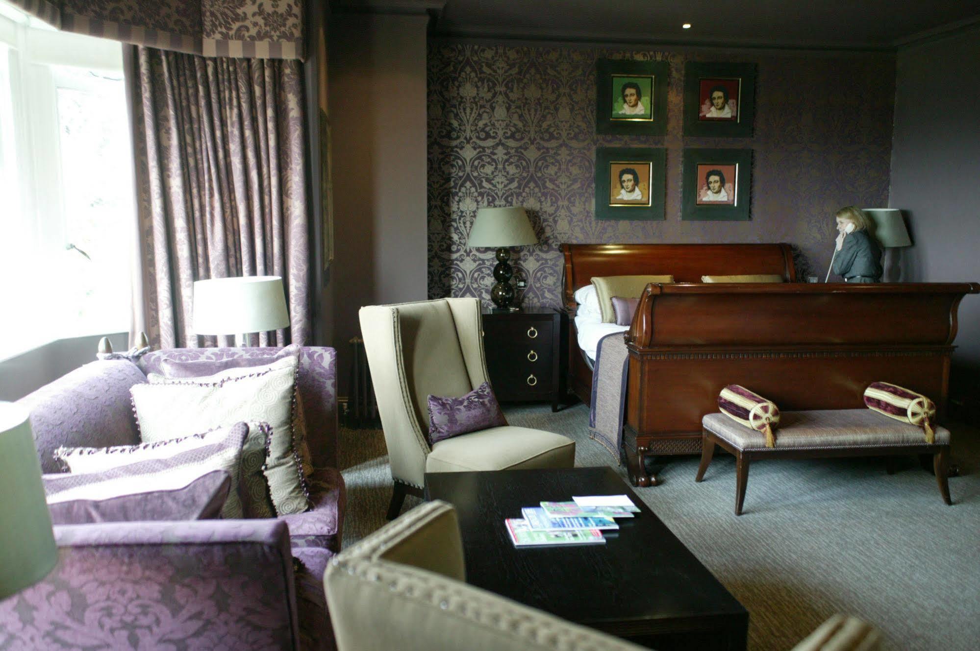 Nutfield Priory Hotel & Spa Redhill  Ngoại thất bức ảnh